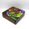 Caja cuadrada de madera