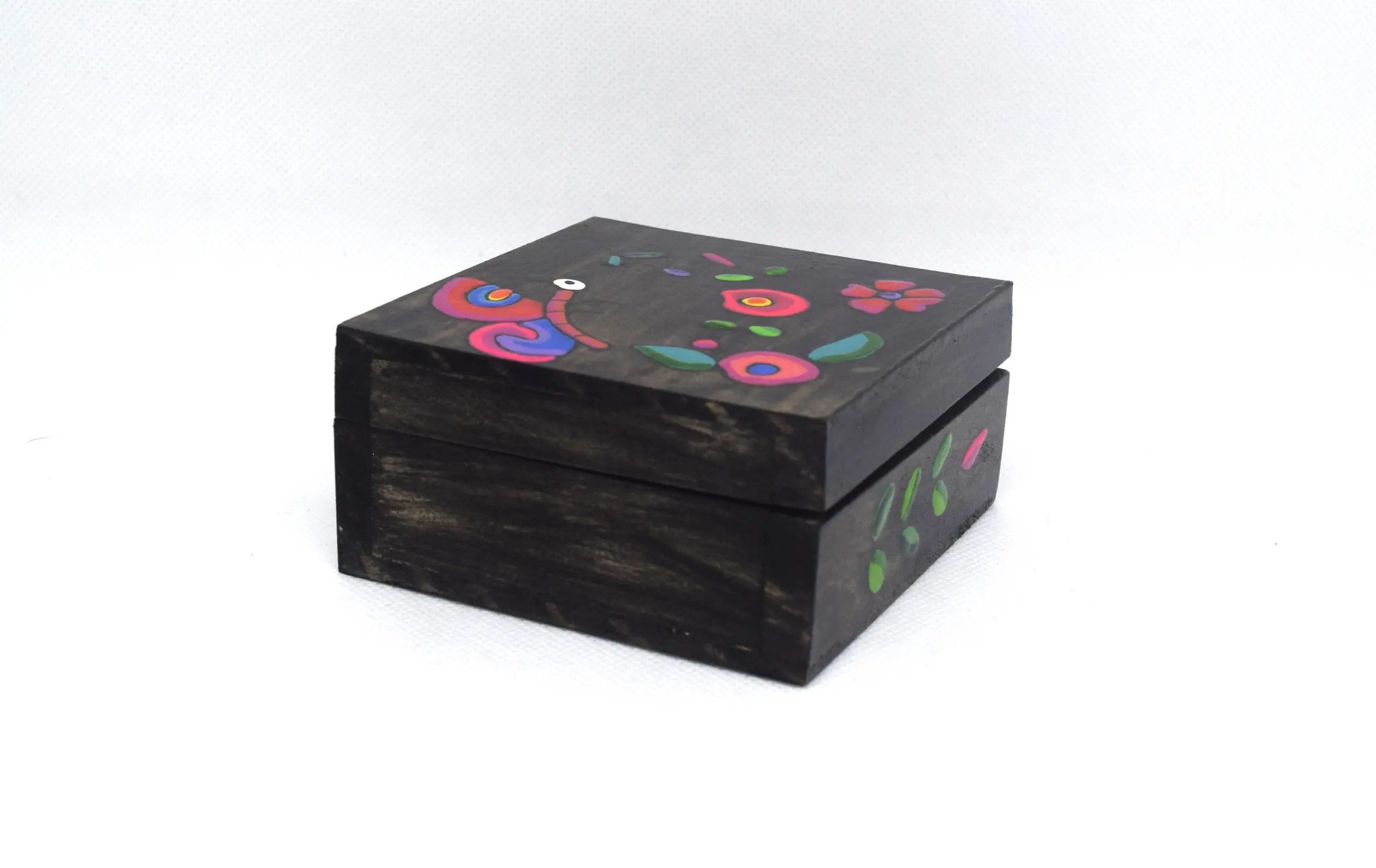 Caja cuadrada mediana