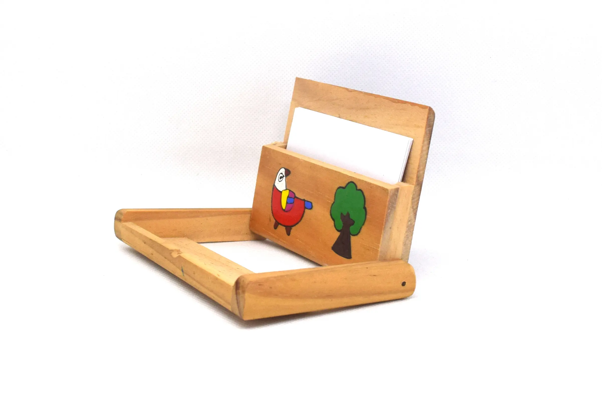 Tarjetero flexible de madera